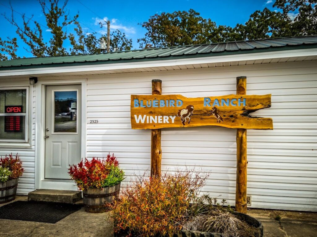 winery tours arkansas