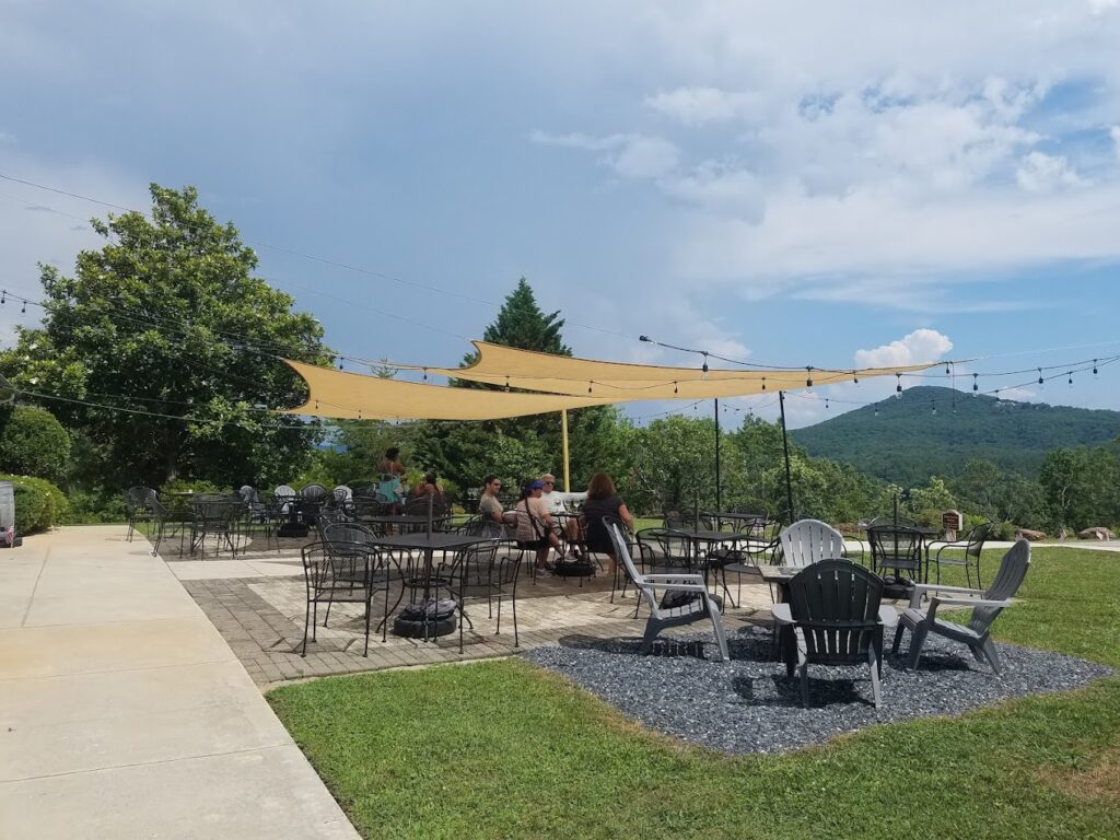 winery tours in helen ga